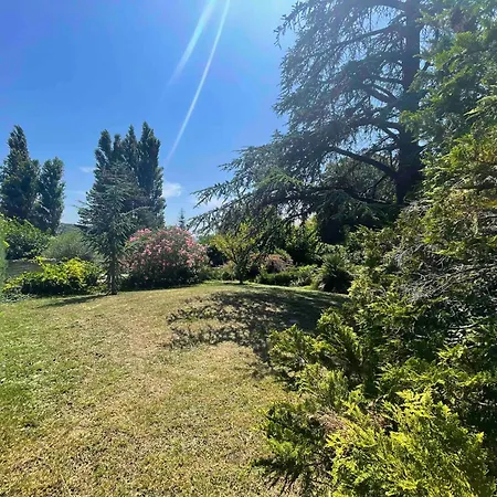 Hébergement de vacances Au Château Des Estubiers