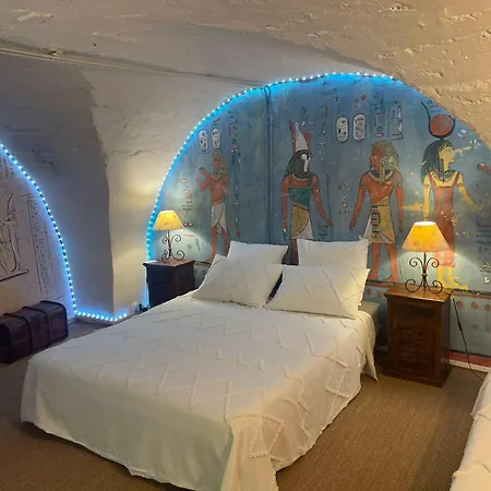 Au Château Des Estubiers * Les Granges-Gontardes